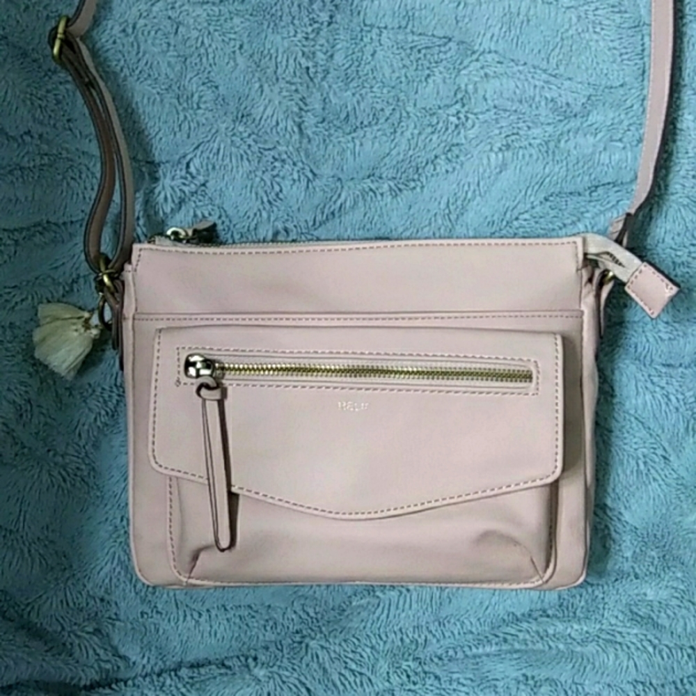 NWOT Relic by Fossil blush faux leather crossbody with brass hardware